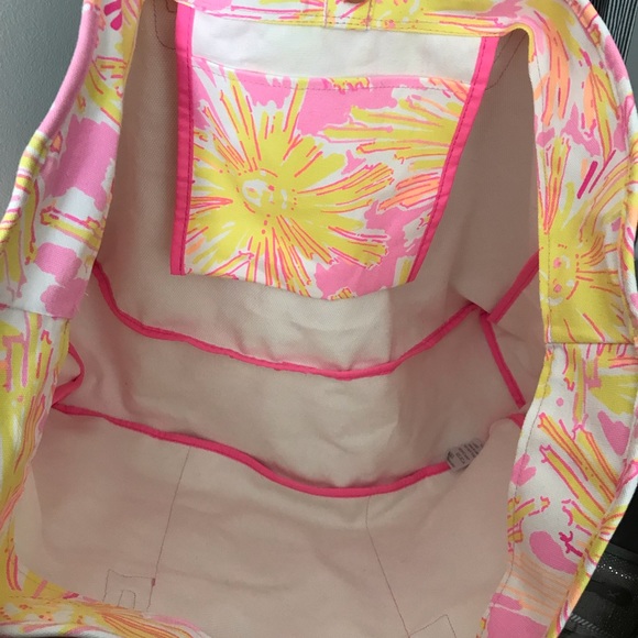 Lily Pulitzer Be The Sunshine Canvas Tote NEW - Picture 5 of 7